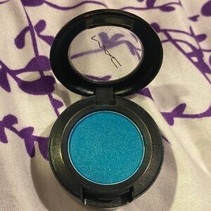 MAC Eyeshadow -Cool Heat